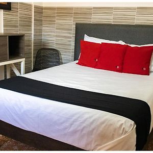 OYO Hotel La Coleccion